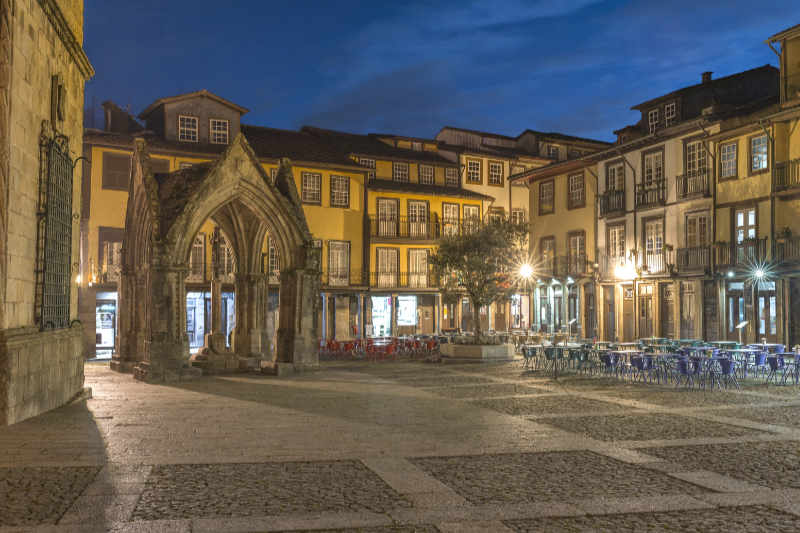 Largo da Oliveira, Guimarães